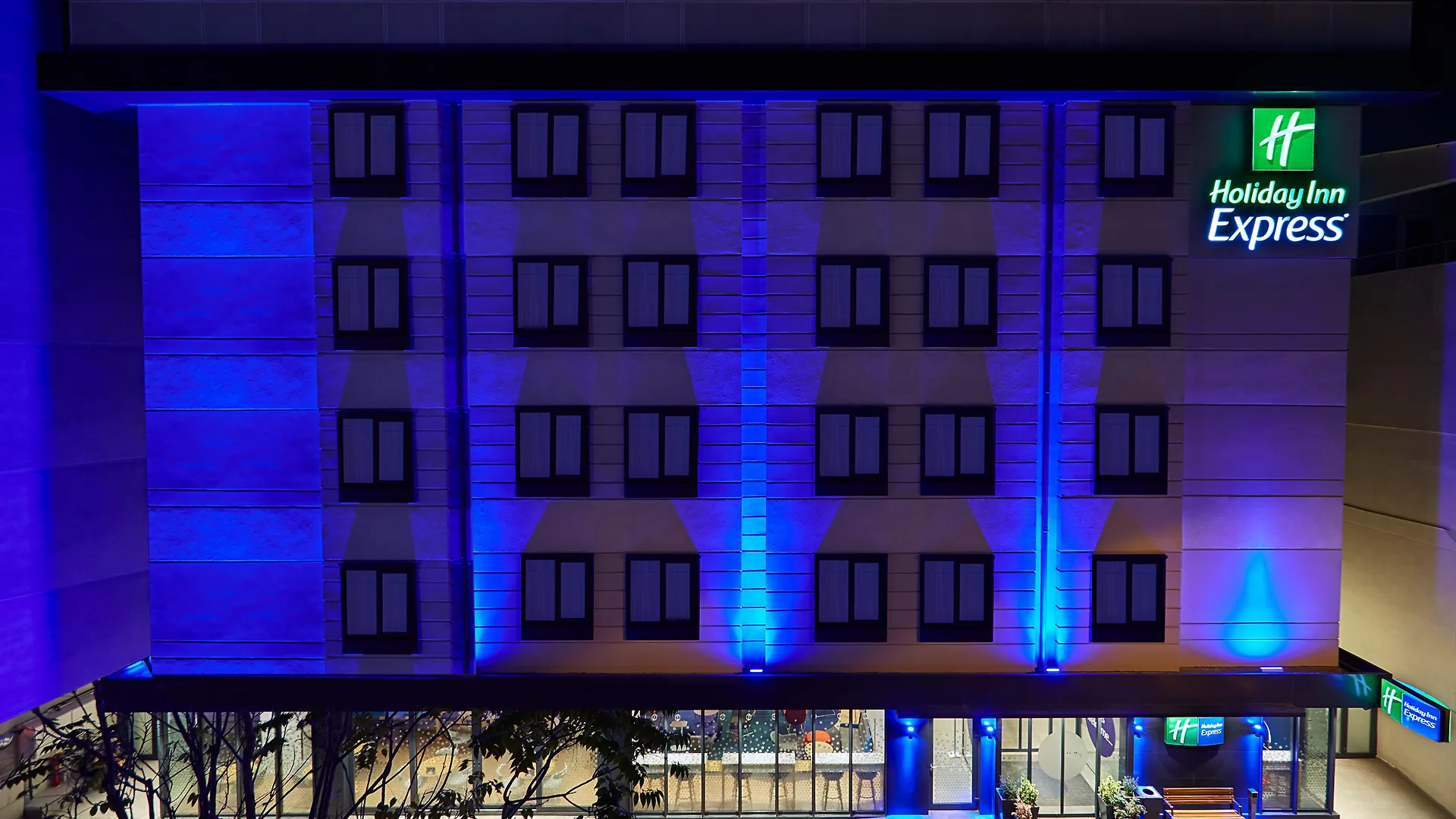 Holiday Inn Express - Istanbul - Atakoy Metro By Ihg Hotel
