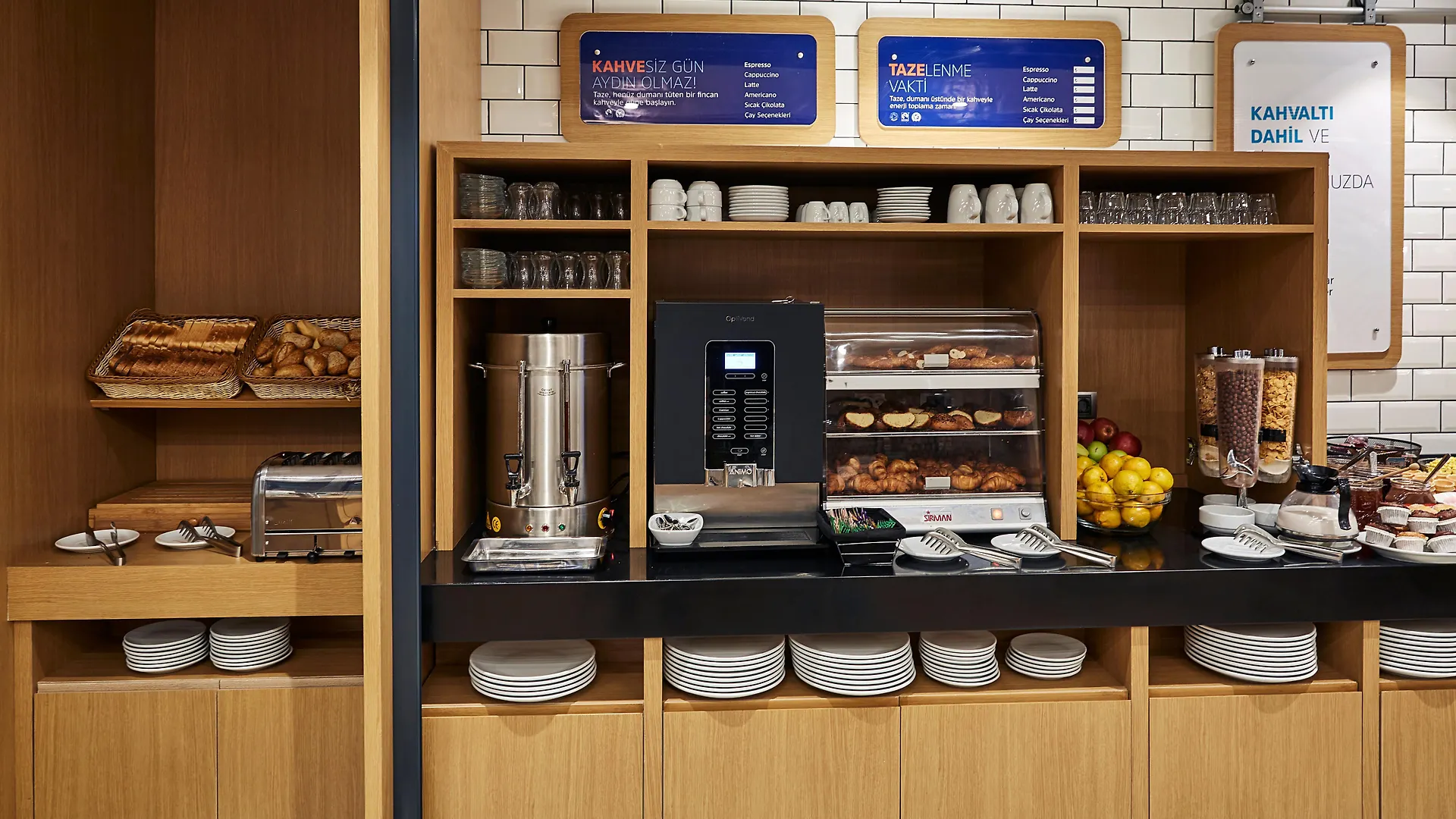 Holiday Inn Express - Istanbul - Atakoy Metro By Ihg Hotel